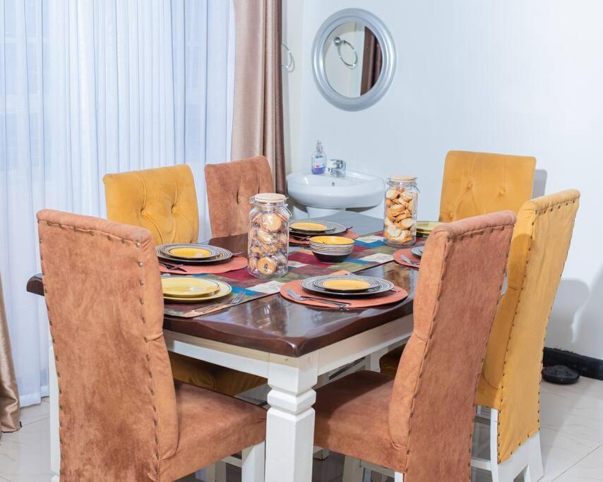 Forget Your Worries In This Serene 5 Bedroom Villa In Ngong Nairobi Exteriör bild