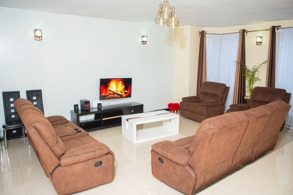 Forget Your Worries In This Serene 5 Bedroom Villa In Ngong Nairobi Exteriör bild